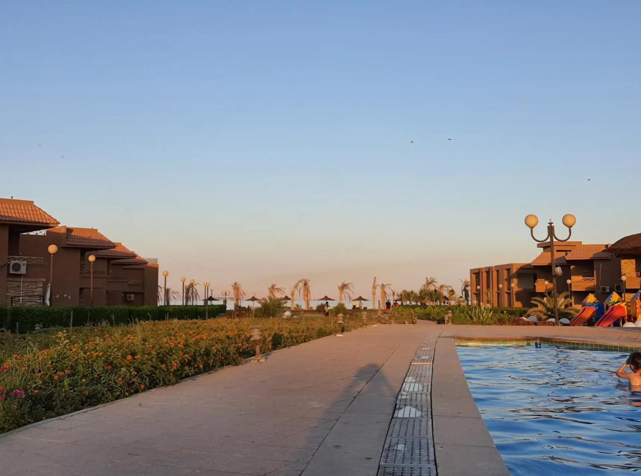 Relaxing Studio-Malibu El Sokhna Resort アインソフナ エクステリア 写真